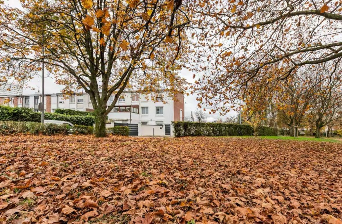 Escapade Pres De Lille - Appartement Charmant Avec Terrasse Et Parking Privee Mons-en-Baroeul ภายนอก รูปภาพ