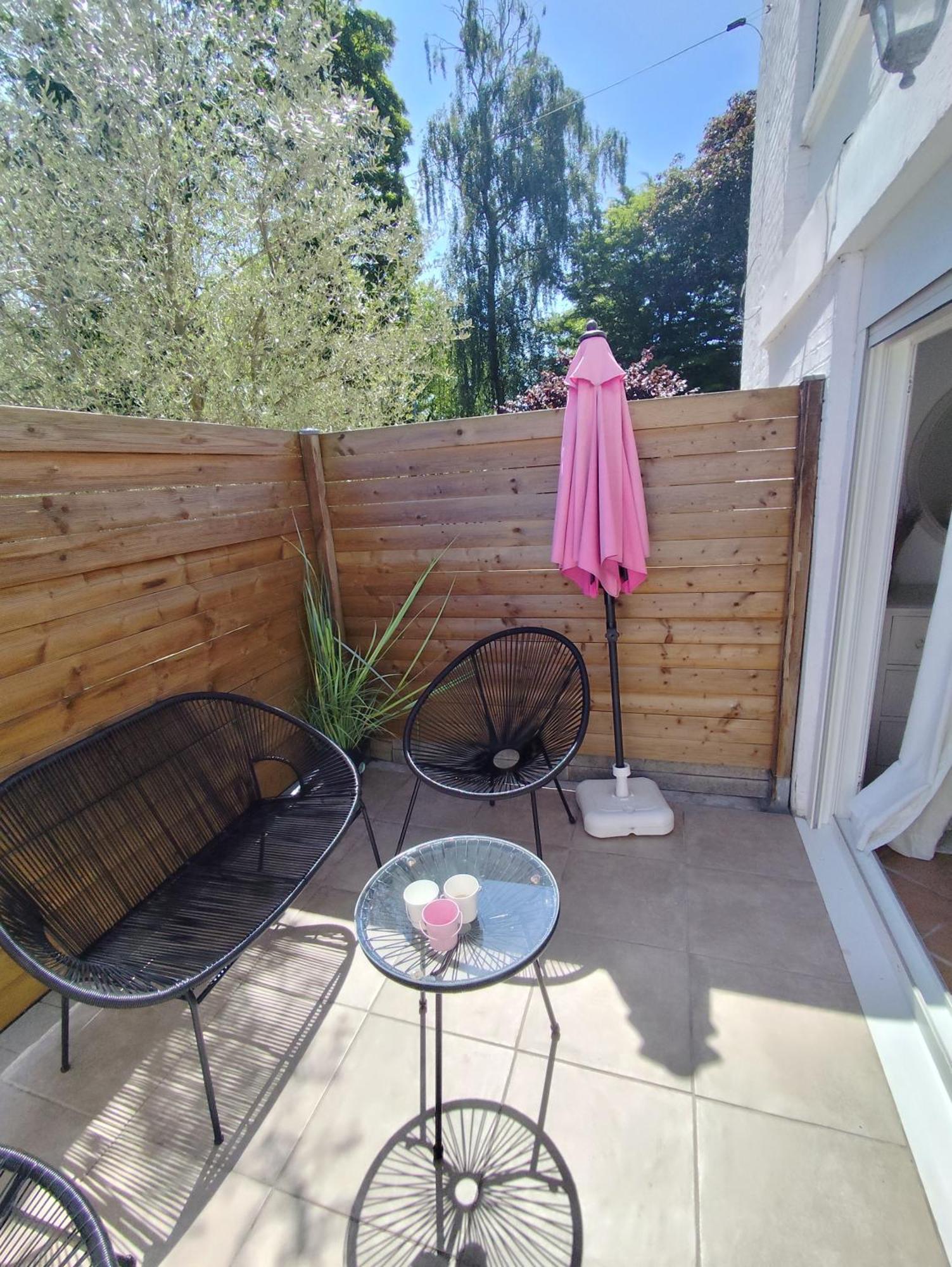 Escapade Pres De Lille - Appartement Charmant Avec Terrasse Et Parking Privee Mons-en-Baroeul ภายนอก รูปภาพ