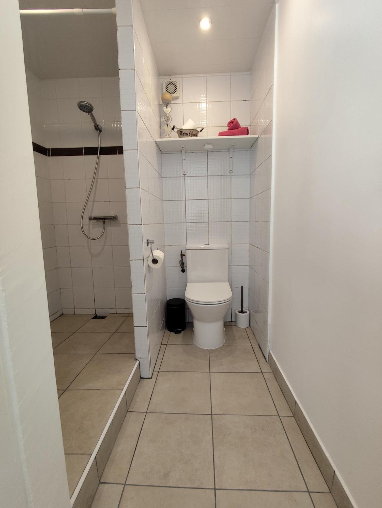Escapade Pres De Lille - Appartement Charmant Avec Terrasse Et Parking Privee Mons-en-Baroeul ภายนอก รูปภาพ